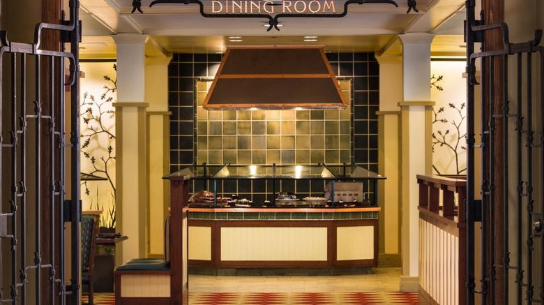<b>The Lodge and Spa at Callaway Gardens Restaurant</b> <b>The Lodge and Spa at Callaway Gardens Restaurant</b>
