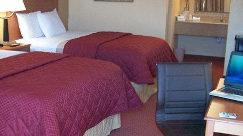 <b>Executive Inn & Suites Jewett Room</b>