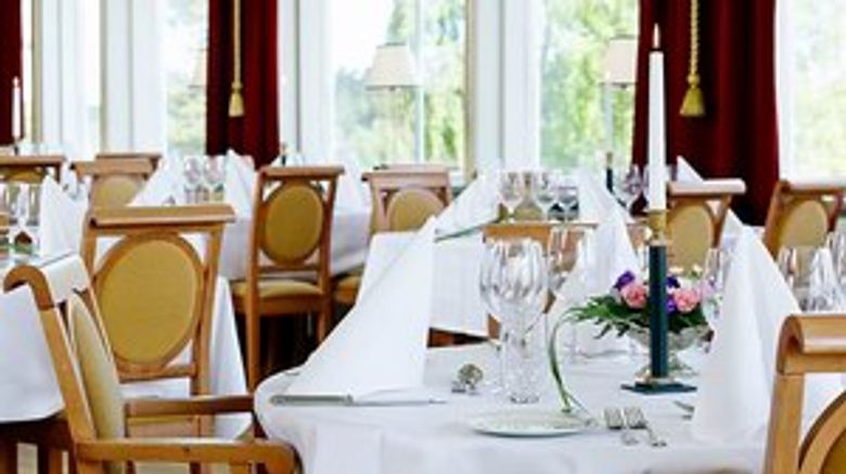 <b>Sastaholm Hotel & Conference Banquet</b>