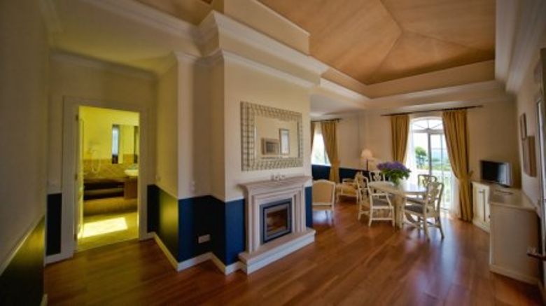 <b>Suites Alba Resort Suite</b>