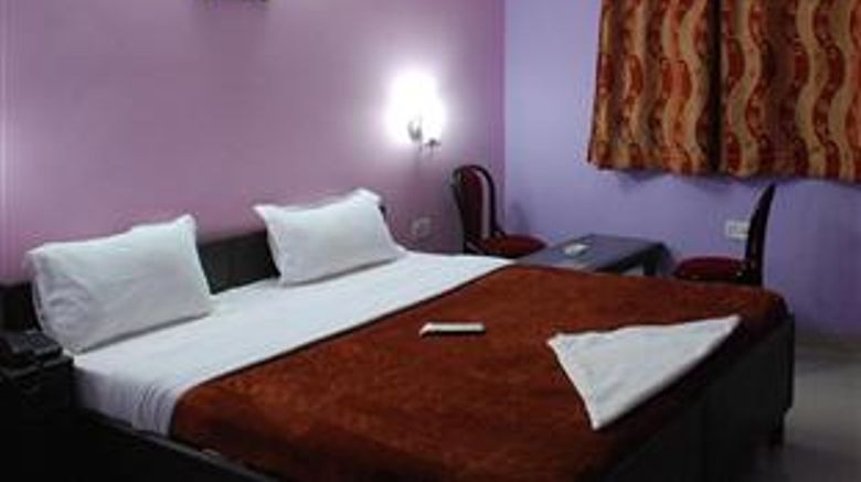 Hotel Mayank Residency near Delhi Arpt Room