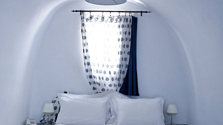 Armeni Village Rooms & Suites Room