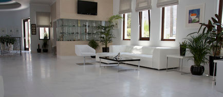 La Mer Deluxe Hotel & Spa Resort Lobby