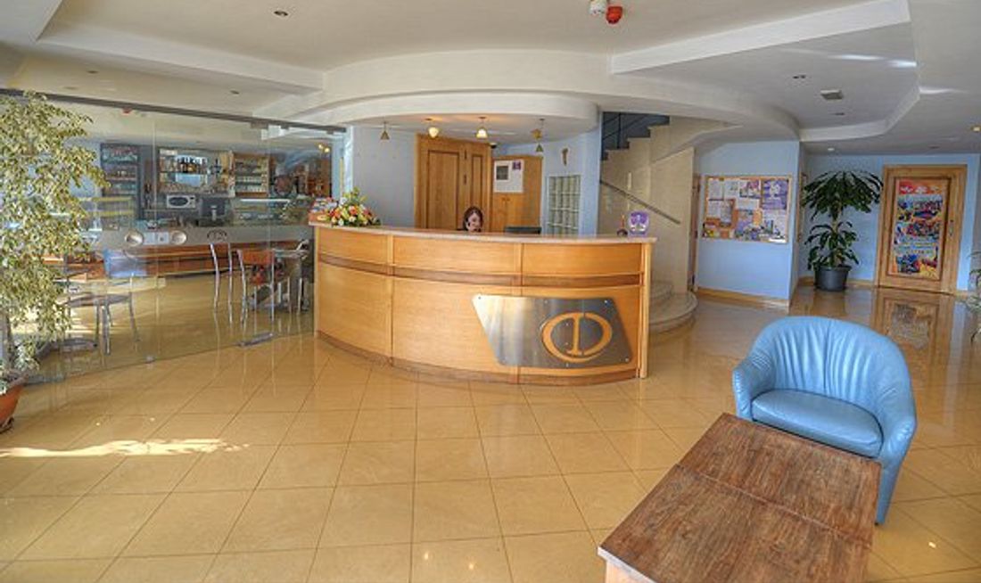 Downtown Hotel Victoria Lobby