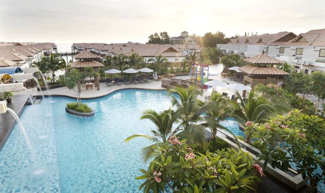 Grand Lexis Port Dickson Exterior