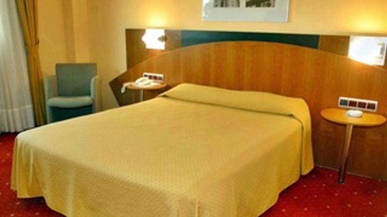 <b>Hotel Silvota Room</b>