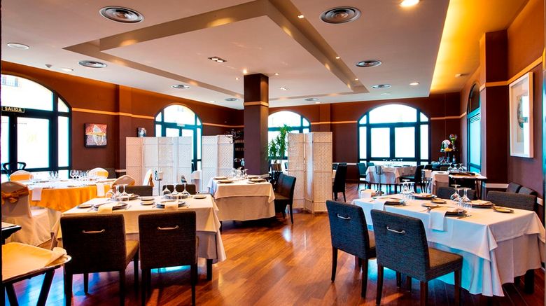 <b>Cortijo Santa Cruz V Serena Restaurant</b>