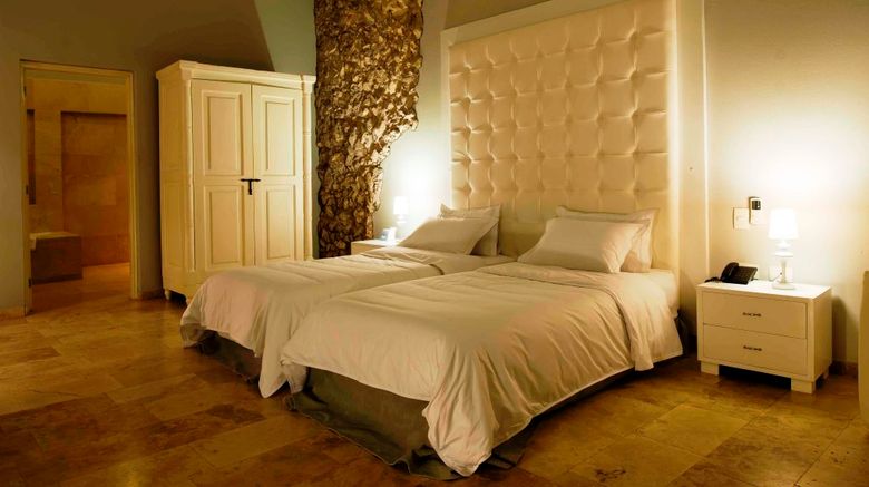 <b>Armeria Real Hotel Luxury & SPA Room</b> <b>Armeria Real Hotel Luxury & SPA Room</b>