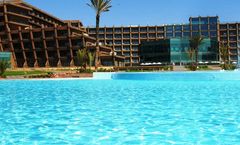 Noah's Ark Deluxe Hotel & Casino