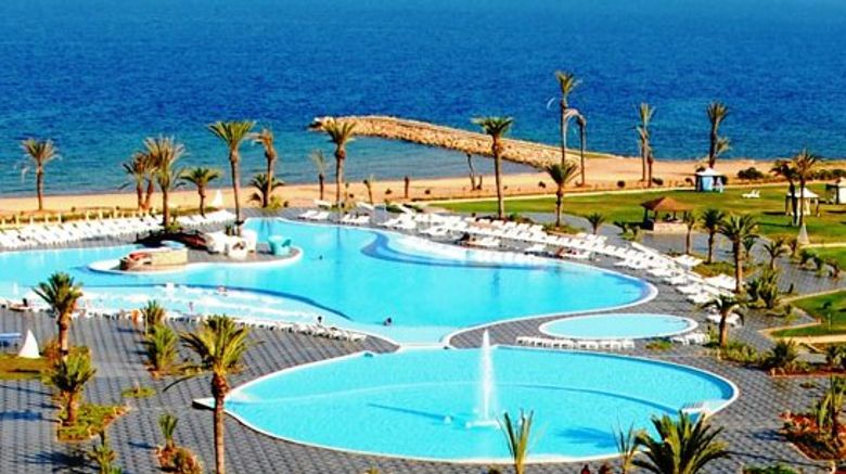 <b>Noah's Ark Deluxe Hotel & Casino Pool</b>