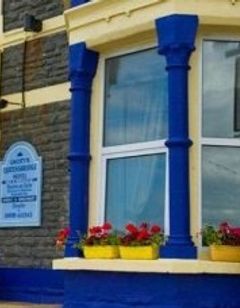 Queensbridge Hotel