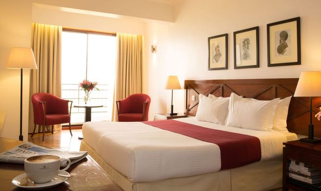 Ole-Sereni Hotel Room