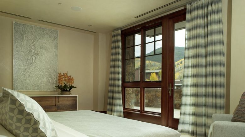 <b>Solaris Residences Room</b>