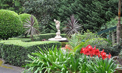 Escarpment Retreat
