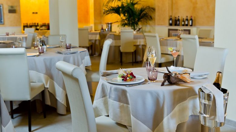 <b>Etruria Resort & Natural Spa Banquet</b> <b>Etruria Resort & Natural Spa Banquet</b>