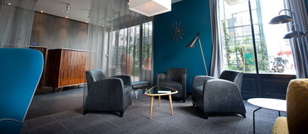 Platine Hotel Lobby
