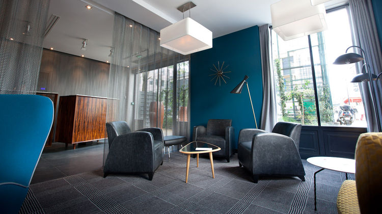 Platine Hotel Lobby