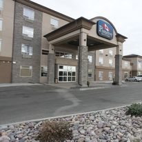 Vegreville Suites