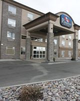 Vegreville Suites