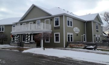 Stone Willow Inn