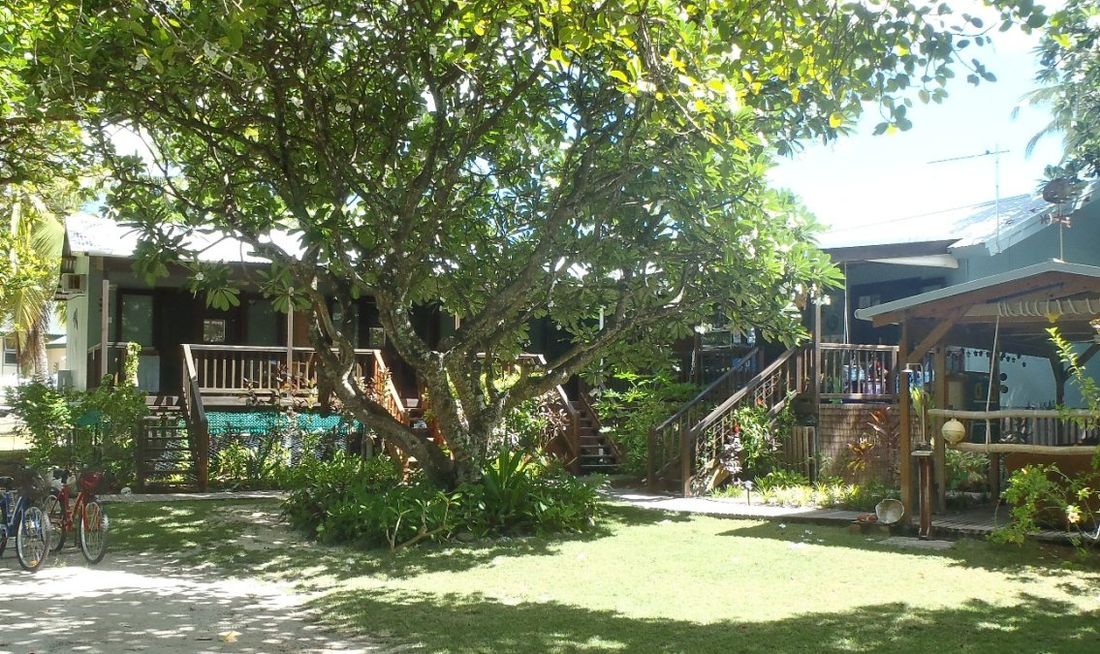 Cocos Seaview Exterior