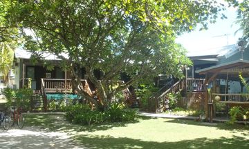 Cocos Seaview