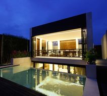 eqUILIBRIA Hotels Seminyak Suite