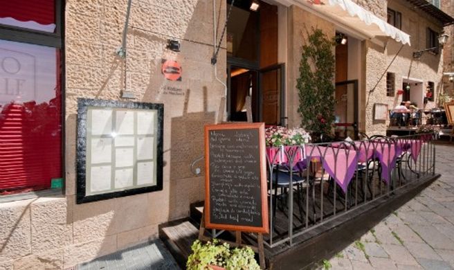 Hotel Nazionale Volterra Exterior