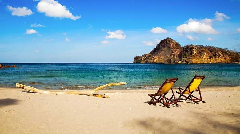 <b>Aqua Oceanfront Resort Beach</b> <b>Aqua Oceanfront Resort Beach</b>