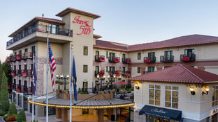 Inn at the 5th