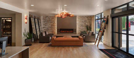 Inn at the 5th Lobby