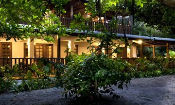 Hotel Tropico Latino