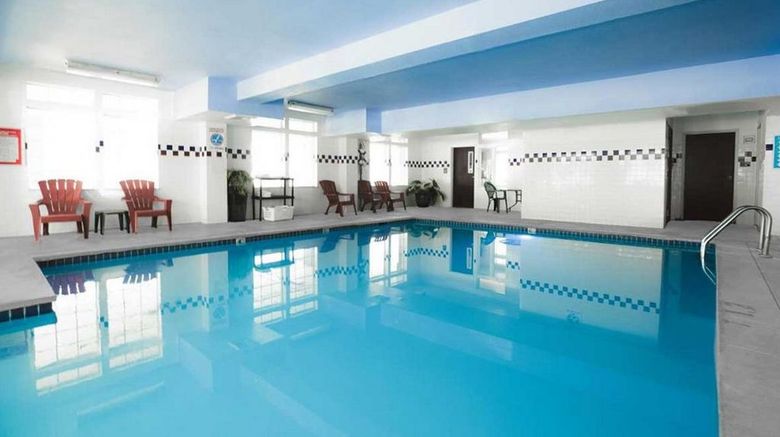 <b>Holiday Inn Express Portland East Pool</b>