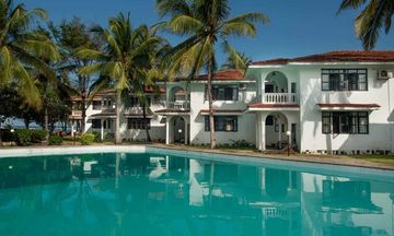 Bahari Dhow Beach Villas