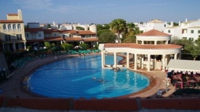 <b>The Old Village Apartments Pool</b>
