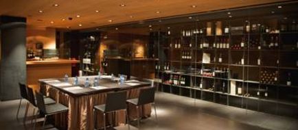 Mossa Hotel Restaurant
