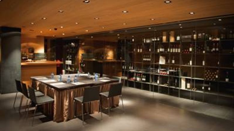 <b>Mossa Hotel Restaurant</b>