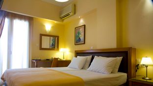 Pantheon City Hotel