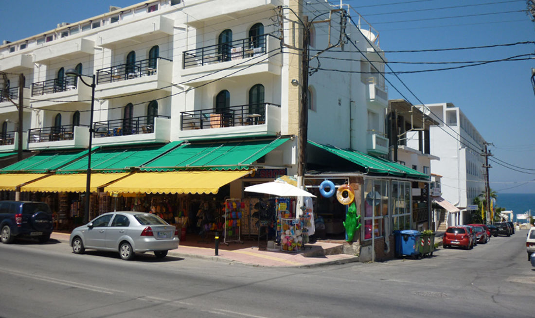 Pela Maria Hotel Exterior