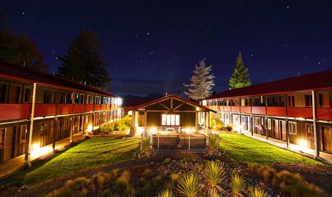 The Park Hotel, Ruapehu Exterior