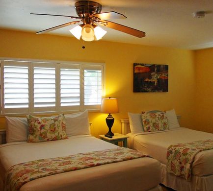 Leucadia Beach Inn Room