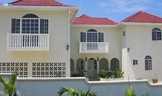 Retreat Guesthouse Luxury Suites Exterior