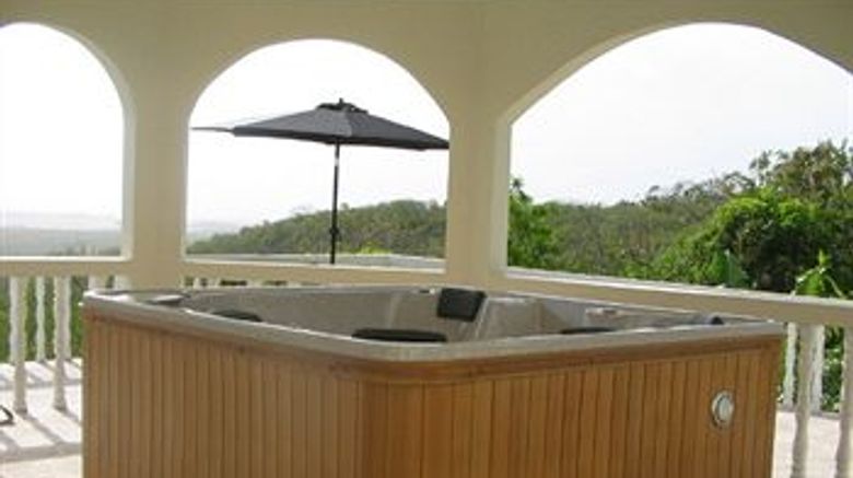 <b>Retreat Guesthouse Luxury Suites Spa</b> <b>Retreat Guesthouse Luxury Suites Spa</b>