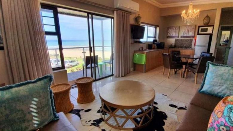 <b>On the Beach Guesthouse Suite</b> <b>On the Beach Guesthouse Suite</b>
