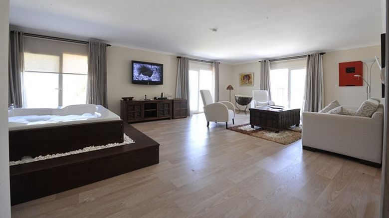 <b>Casa dell Arte Luxury Family Resort Suite</b> <b>Casa dell Arte Luxury Family Resort Suite</b>