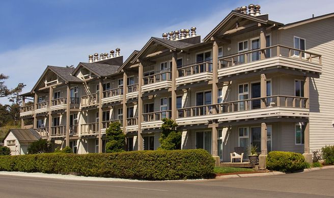 The Wayside Inn Exterior