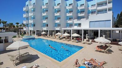 Okeanos Beach Hotel