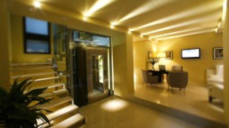<b>Ponte Vecchio Suites & Spa Lobby</b>