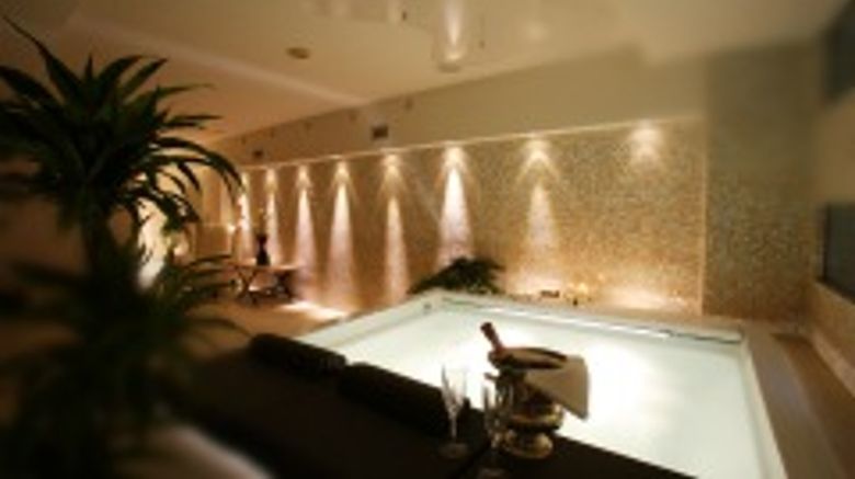 <b>Ponte Vecchio Suites & Spa Spa</b>