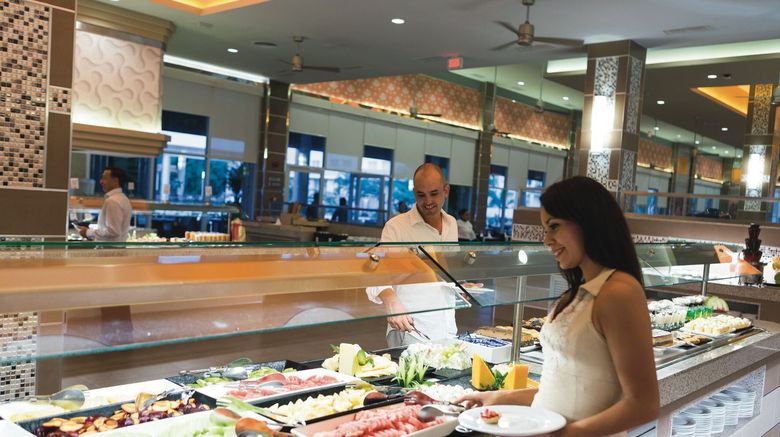 <b>Riu Playacar Restaurant</b>